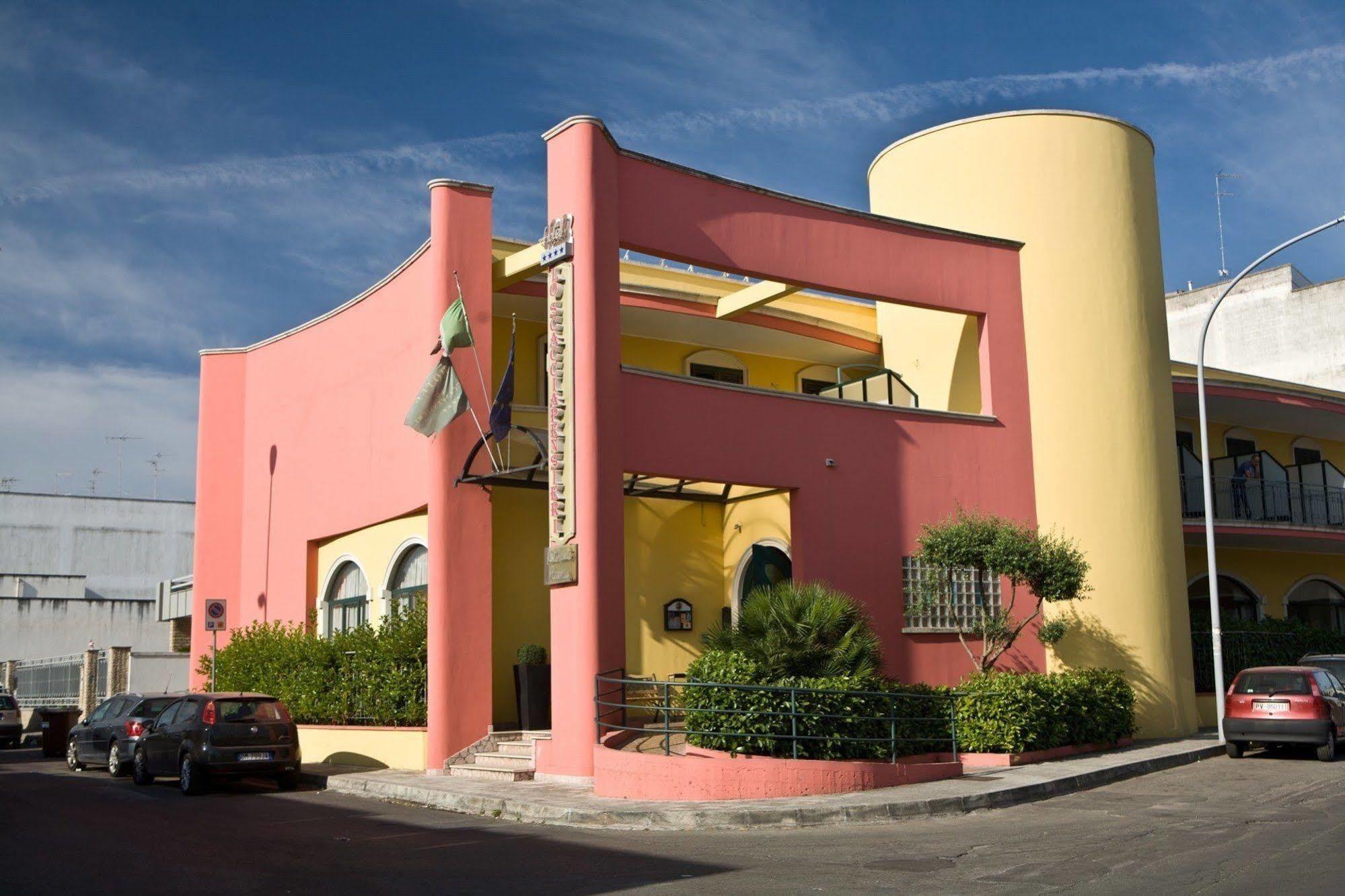Lo Scacciapensieri Hotel & Restaurant Monteroni di Lecce Eksteriør bilde