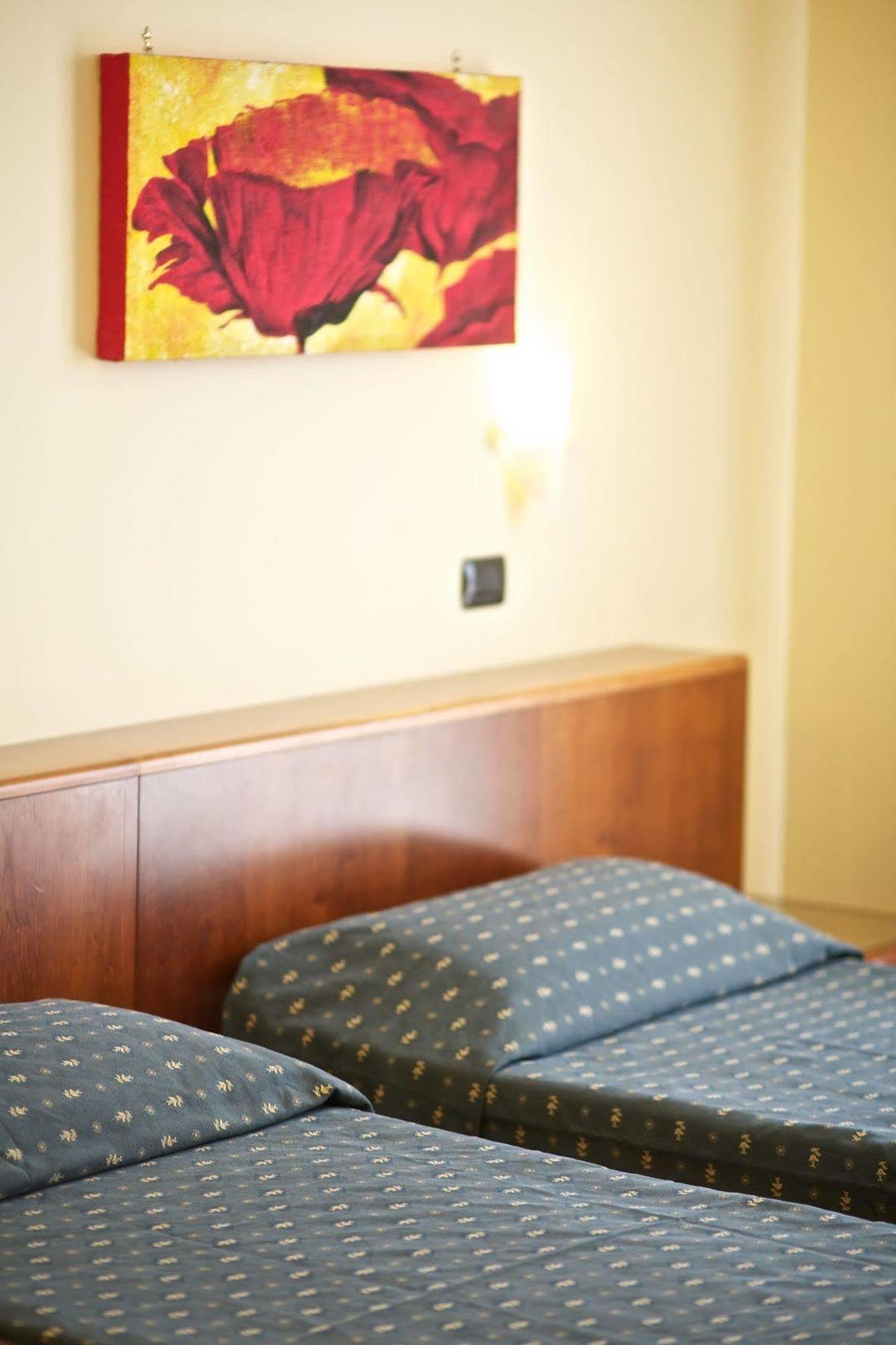 Lo Scacciapensieri Hotel & Restaurant Monteroni di Lecce Eksteriør bilde